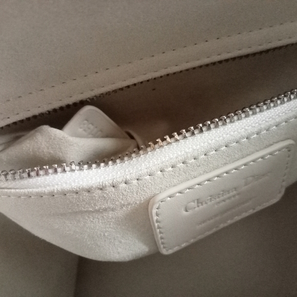 Many bags  Benney save a penny - Picture 8 of 14